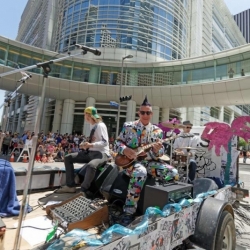 Open Art Car Parade 2016